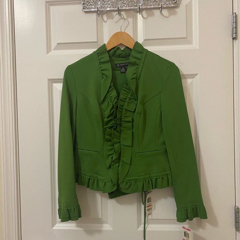 NWT- INC WOMENS Size PS PANT SUIT